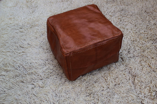 Cube leather pouf