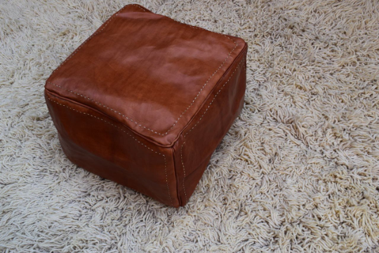 Cube leather pouf