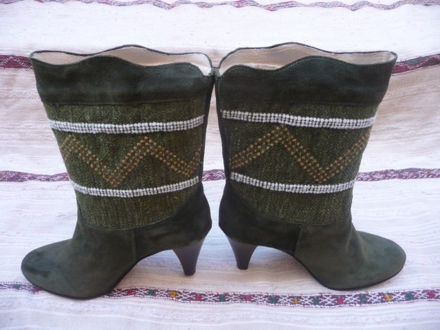 New Short Kilim Boots Size 37