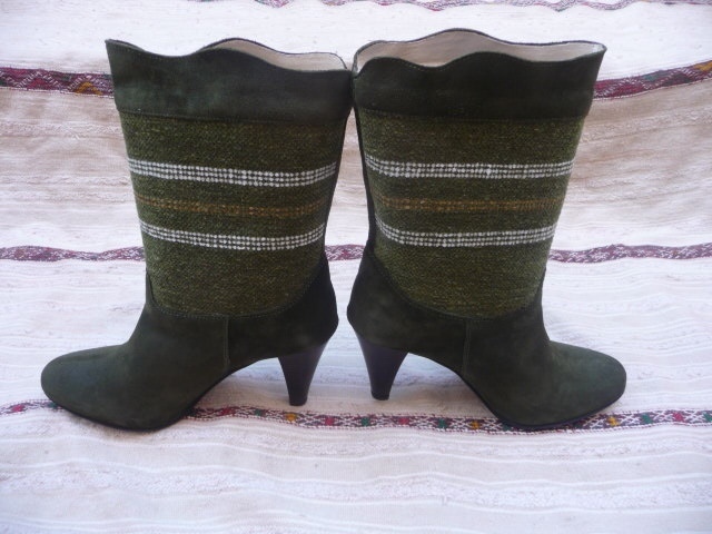 New Short Kilim Boots Size 39