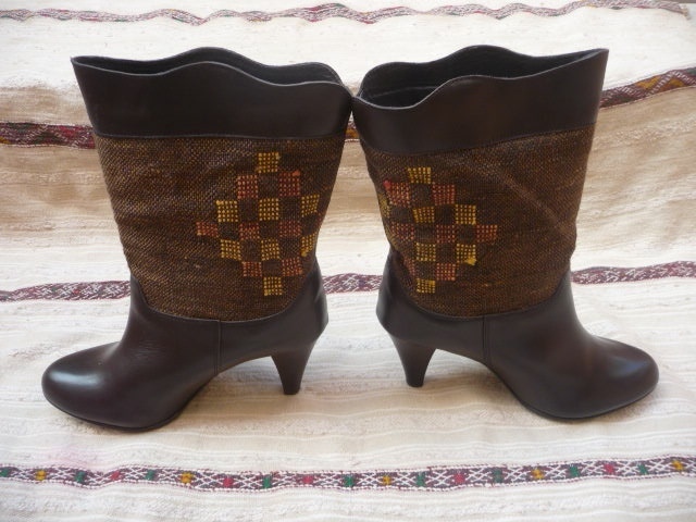 New Short Kilim Boots Size 39