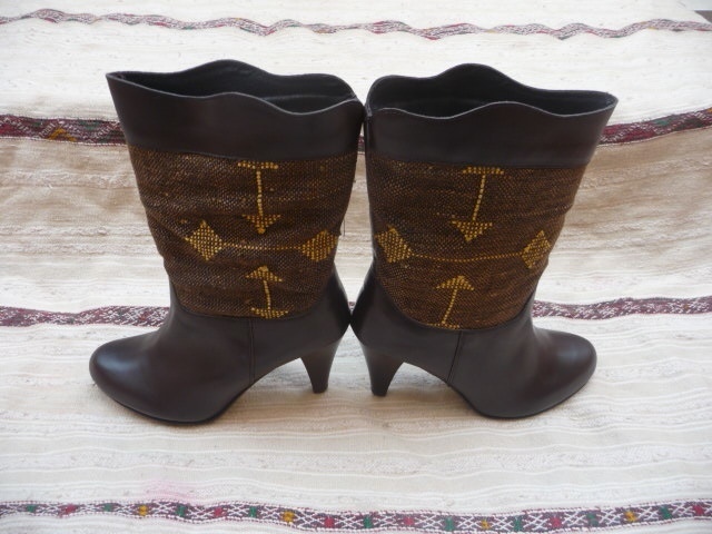 New Short Kilim Boots Size 40