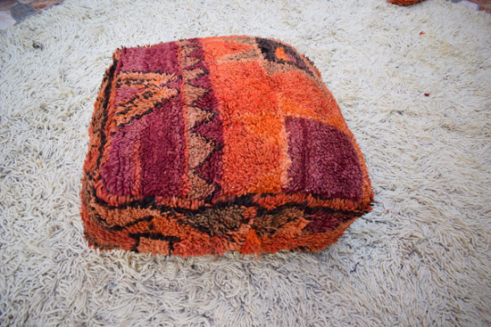 Rug poufs