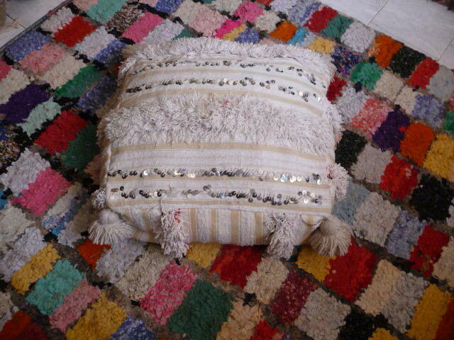 Wedding blanket pouf